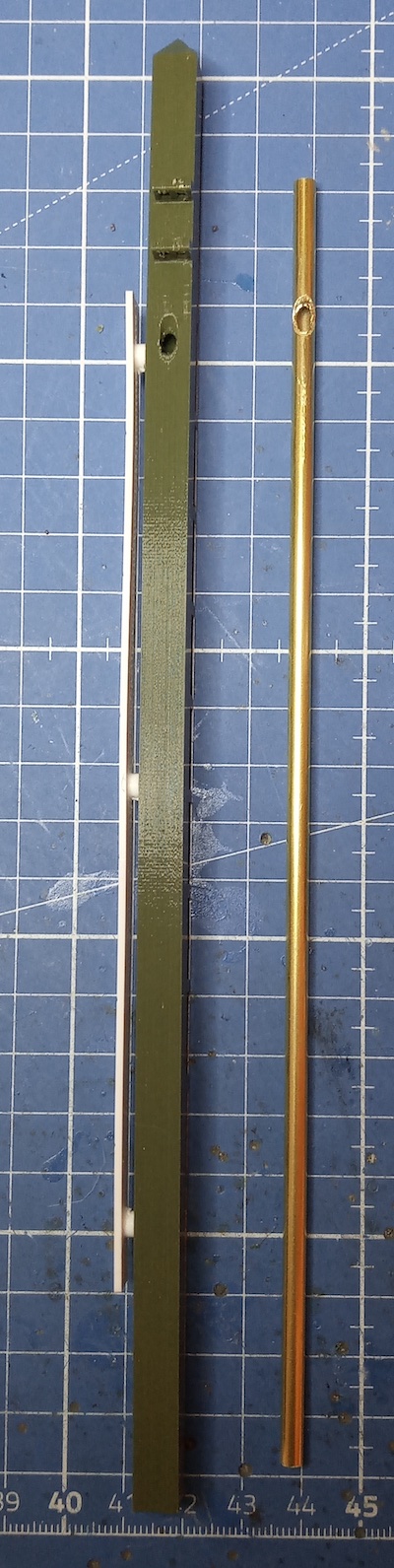 pole-brass-tube.jpg pole-brass-tube.jpg